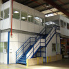Mezzanine industrielle avec bureaux en RdC et R+1