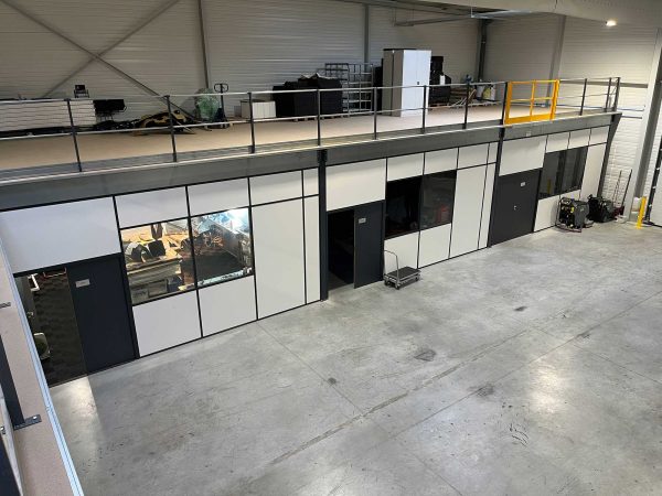 séparateur d'atelier avec des cloisons pour bureau